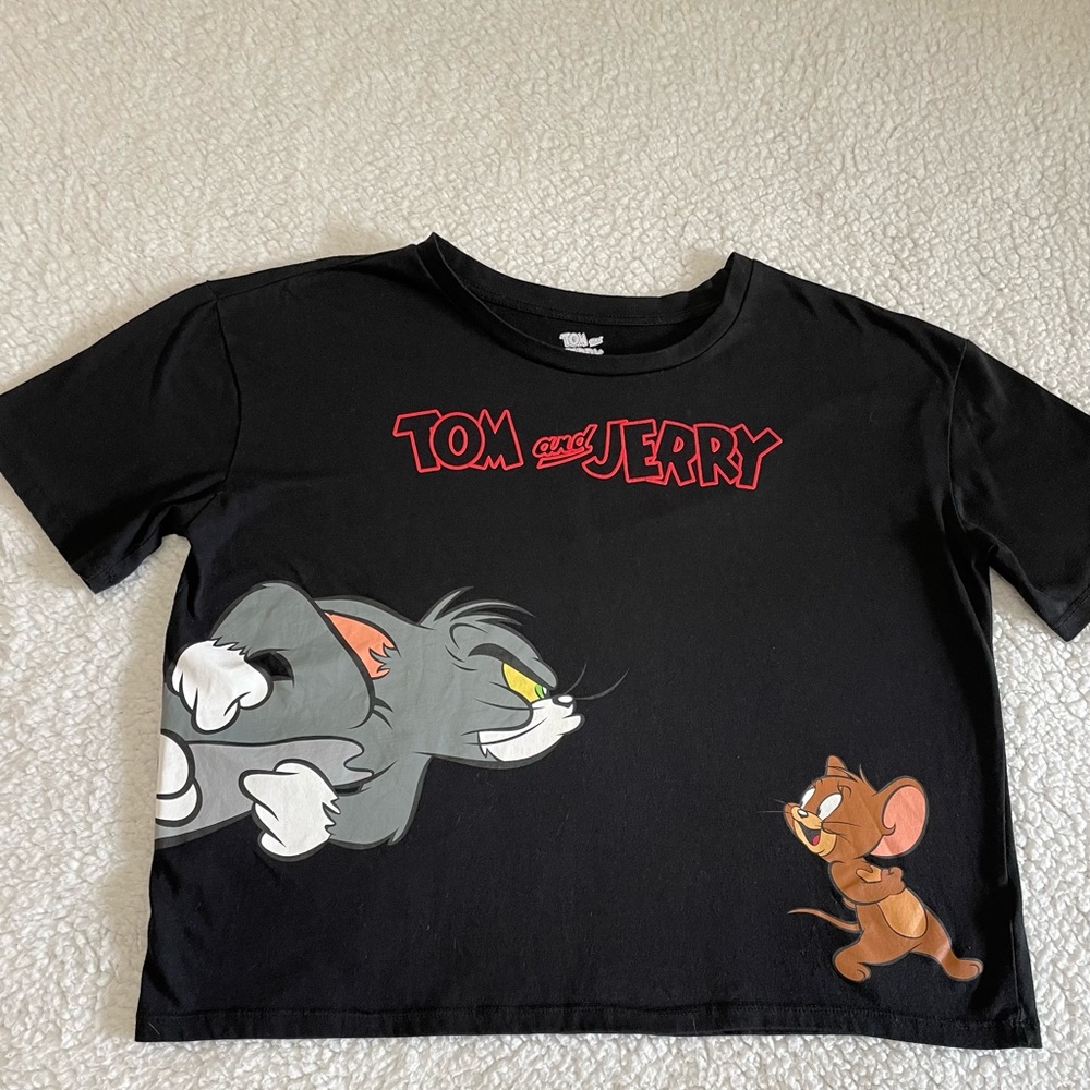 Preowned Tom & Jerry T Shirt .